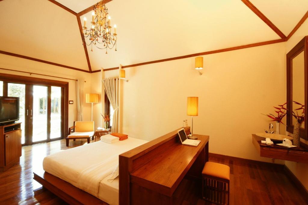 The Beach Boutique Resort Had Yao Beach Room photo